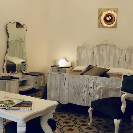 Bianko Ecochic & L'Angolo Di Levante Bed & Breakfast 3*