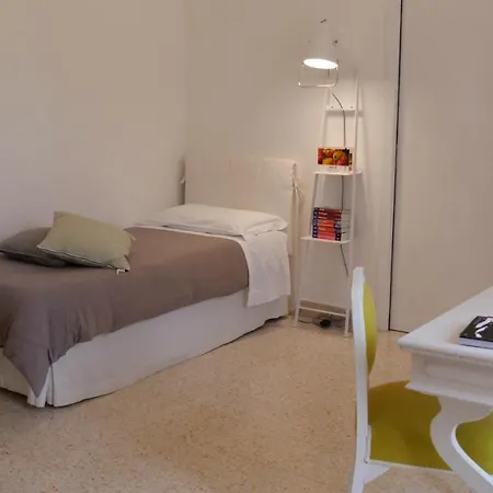 Bianko Ecochic & L'Angolo Di Levante 3*