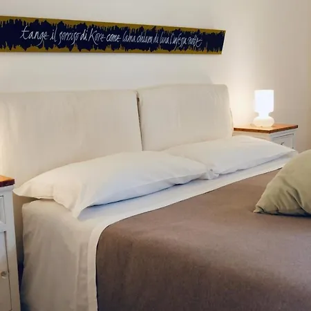 Bianko Ecochic & L'Angolo Di Levante Bed & Breakfast 3*