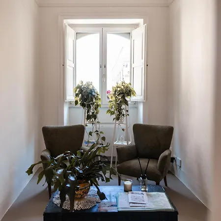 Bed & Breakfast Bianko Ecochic & L'Angolo Di Levante 3*