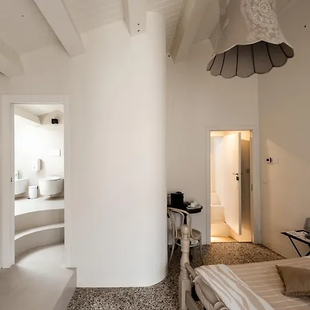 Bianko Ecochic & L'Angolo Di Levante Bed & Breakfast