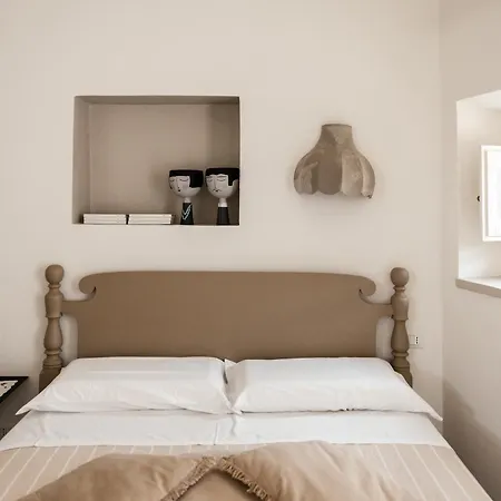 Bed & Breakfast Bianko Ecochic & L'Angolo Di Levante 3*