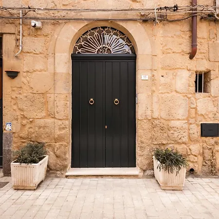 Bianko Ecochic & L'Angolo Di Levante Bed & Breakfast Enna
