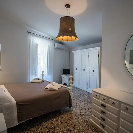 Bianko Ecochic & L'Angolo Di Levante Bed & Breakfast