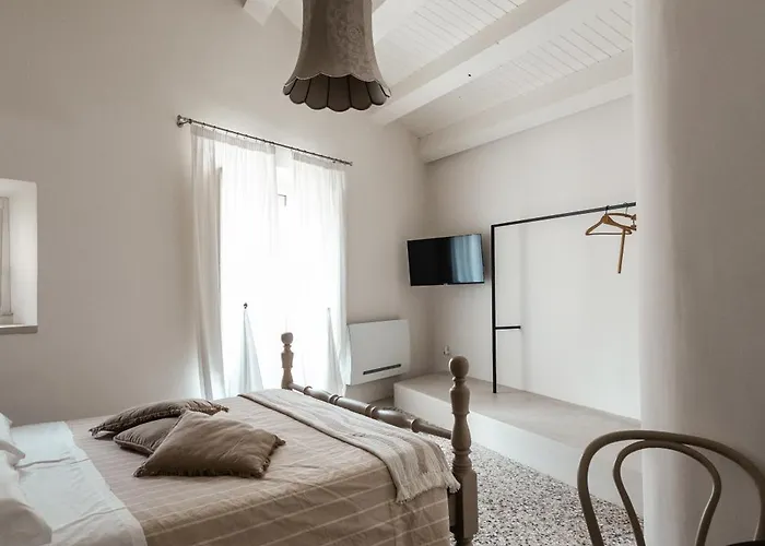 Bianko Ecochic Oda ve Kahvaltı 3*